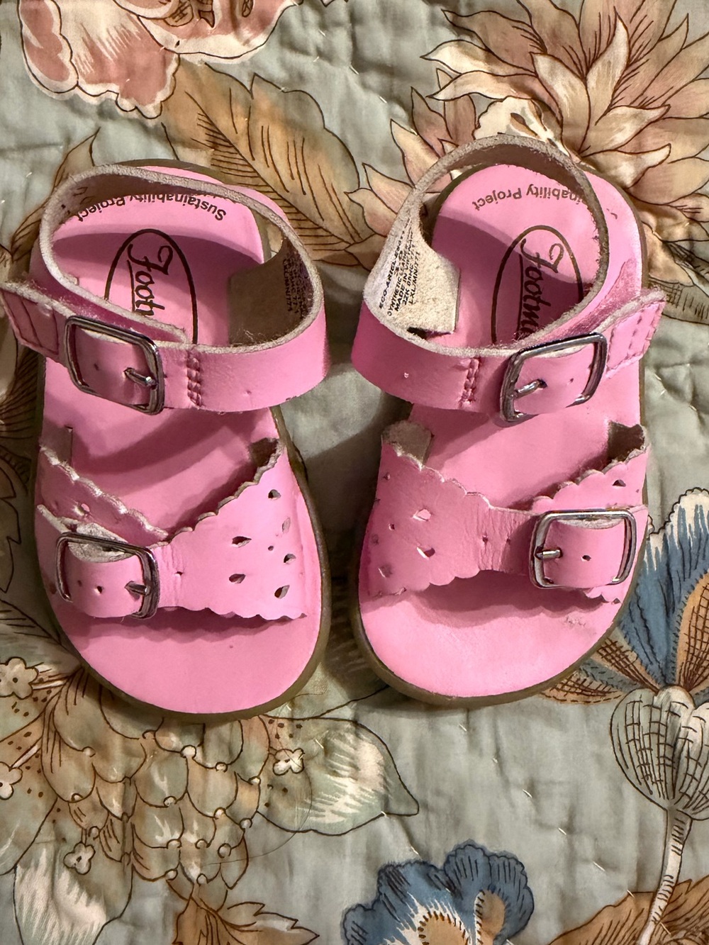 Pink Footmates infant/ toddler
 Sandals
